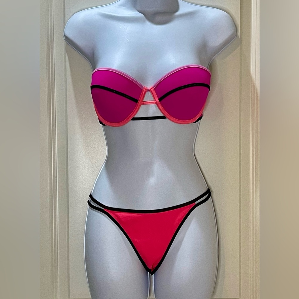 Victoria's Secret “The Flirt” Pink Strapless Bikini w/Black Trim Size 36C/S